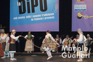 Grup de Danses de Ontinyent, tercer premio en Sona la Dipu 2015. Foto de Manolo Guallart.