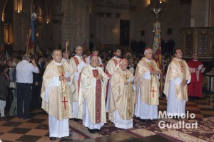 Autoridades eclesiásticas valencianas en el Te Deum del 9 de octubre en la catedral. Foto de Manolo Guallart.