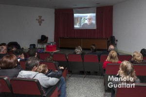 Proyección del documental homenaje a Fray Conrado. Foto de Manolo Guallart.