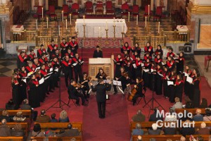Coro universitario Sant Yago. Concierto de Navidad en La Compañía. Foto de Manolo Guallart.