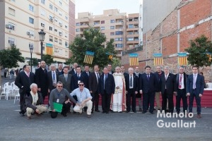 Grupo de la Hermandad de San Antonio Abad en Valencia. Foto de Manolo Guallart.
