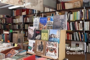Libros antiguos y de ocasión. Foto de Manolo Guallart.