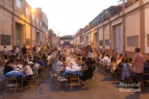 Cena de la Nit de la puntxà en la Ciudad Fallera. Foto de Manolo Guallart.