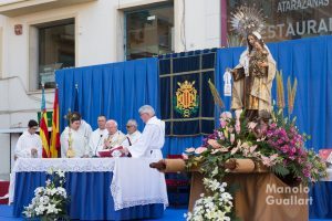 Misa concelebrada por la Virgen del Carmen junto a las Atarazanas de Valencia. Foto de Manolo Guallart.