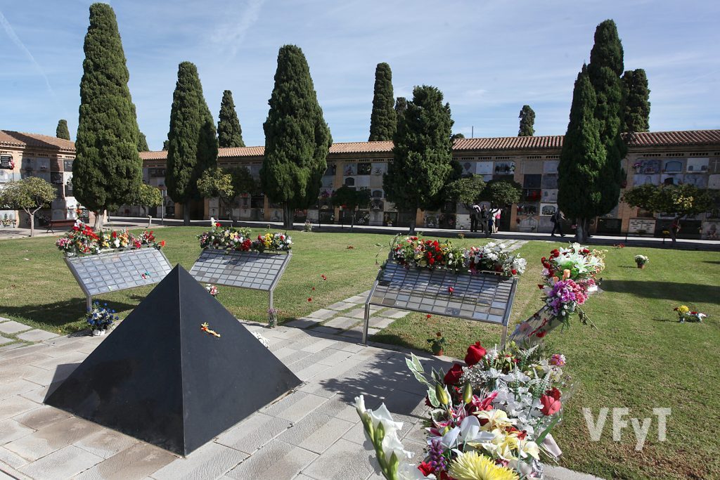 "Jardín de la Vida", zona del Cementerio General de Valencia donde se depositan las cenizas. Foto de Manolo Guallart.