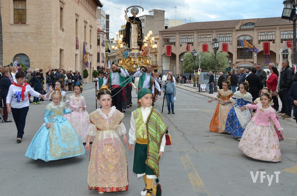 La solemne procesión de San Vicente Ferrer en Lliria.