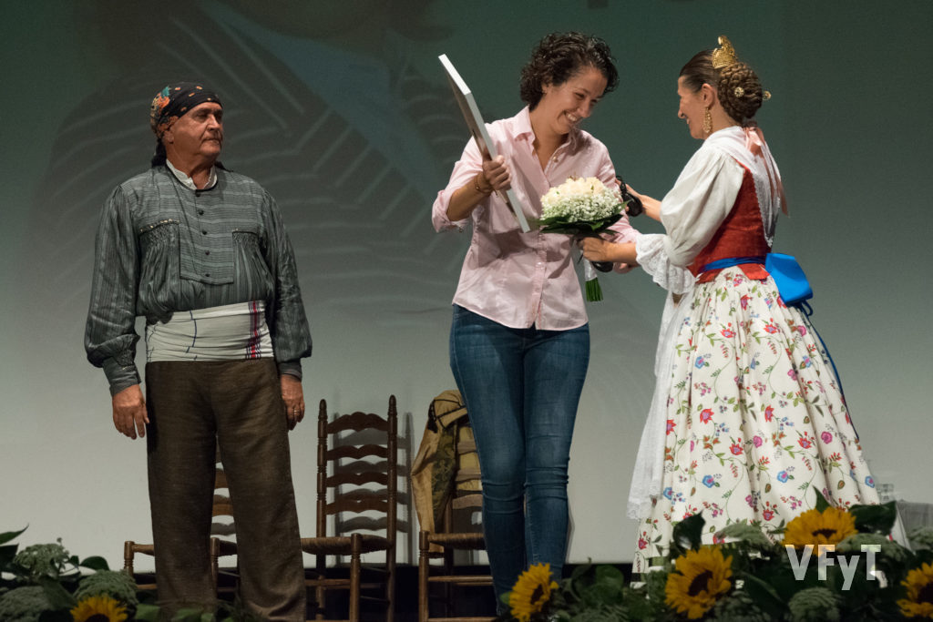 Entrega del Premio Espolí 2017 a la directora musical Beatriz Fernández Aucejo