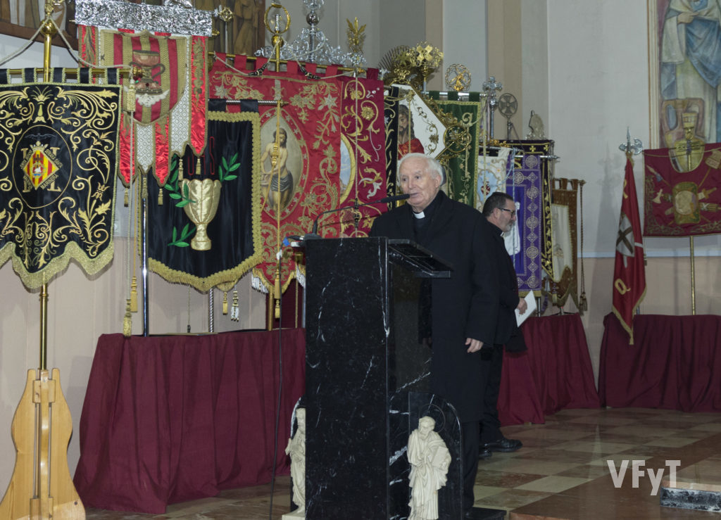 El cardenal Cañizares intervino en la conclusión del acto. Foto de Manolo Guallart.