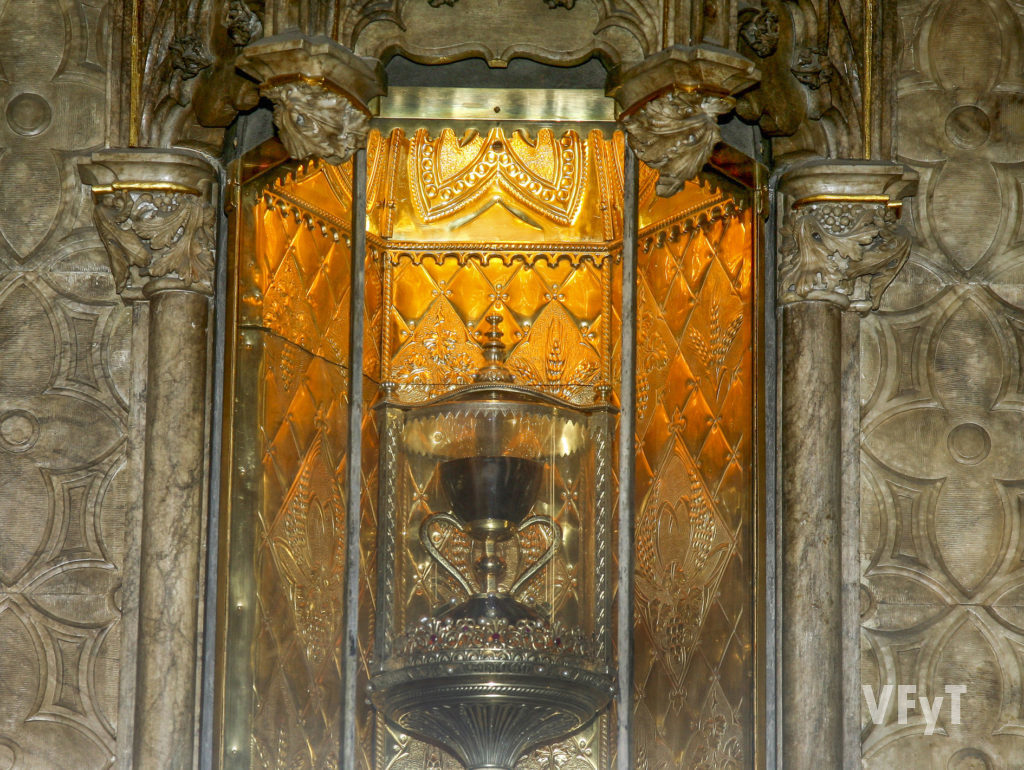 En Santo Cáliz de la Cena en su capilla de la Catedral de Valencia. Foto: Manoilo Guallart.