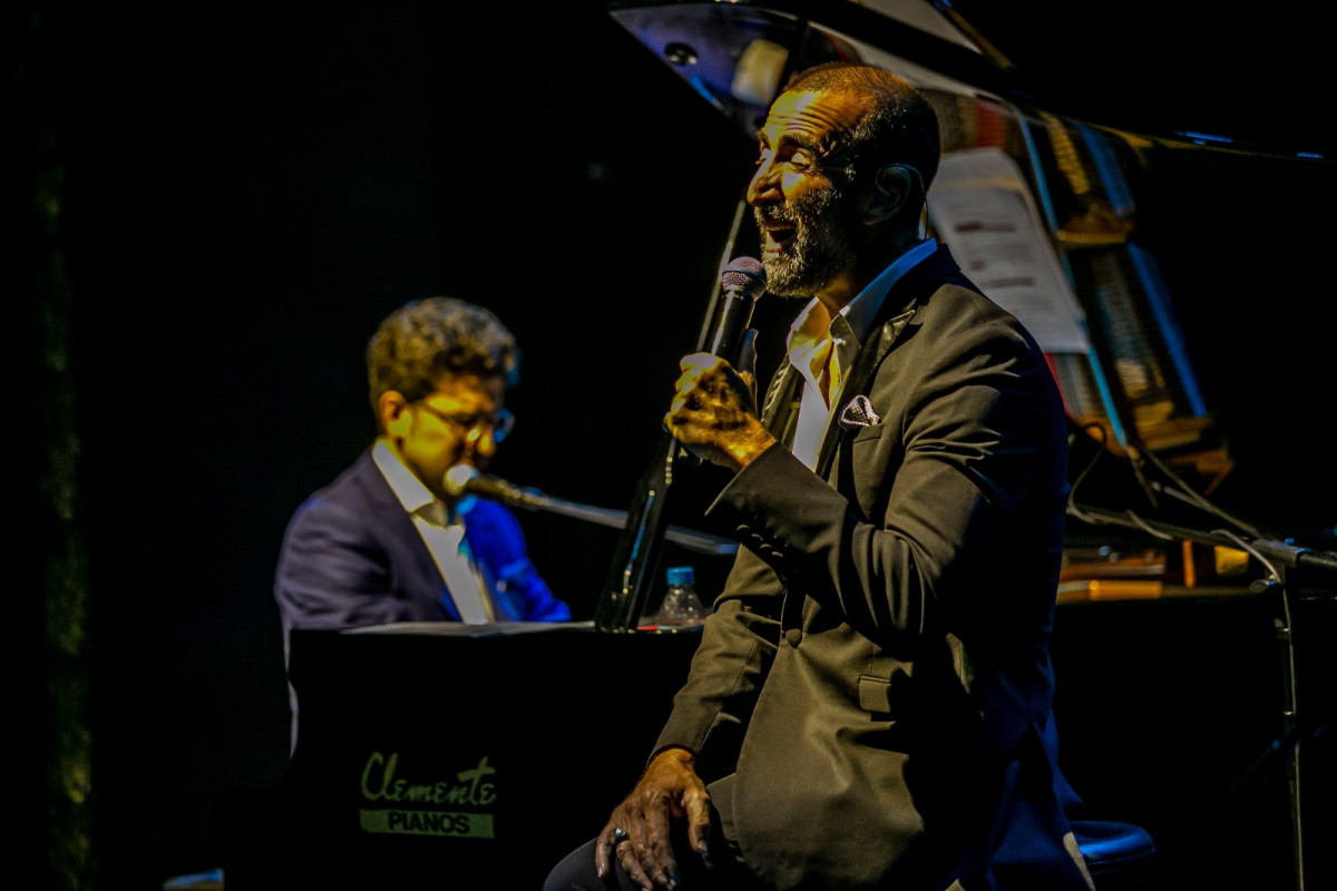 Albert Sanz y Javier Botella, en un concierto en el Olympia