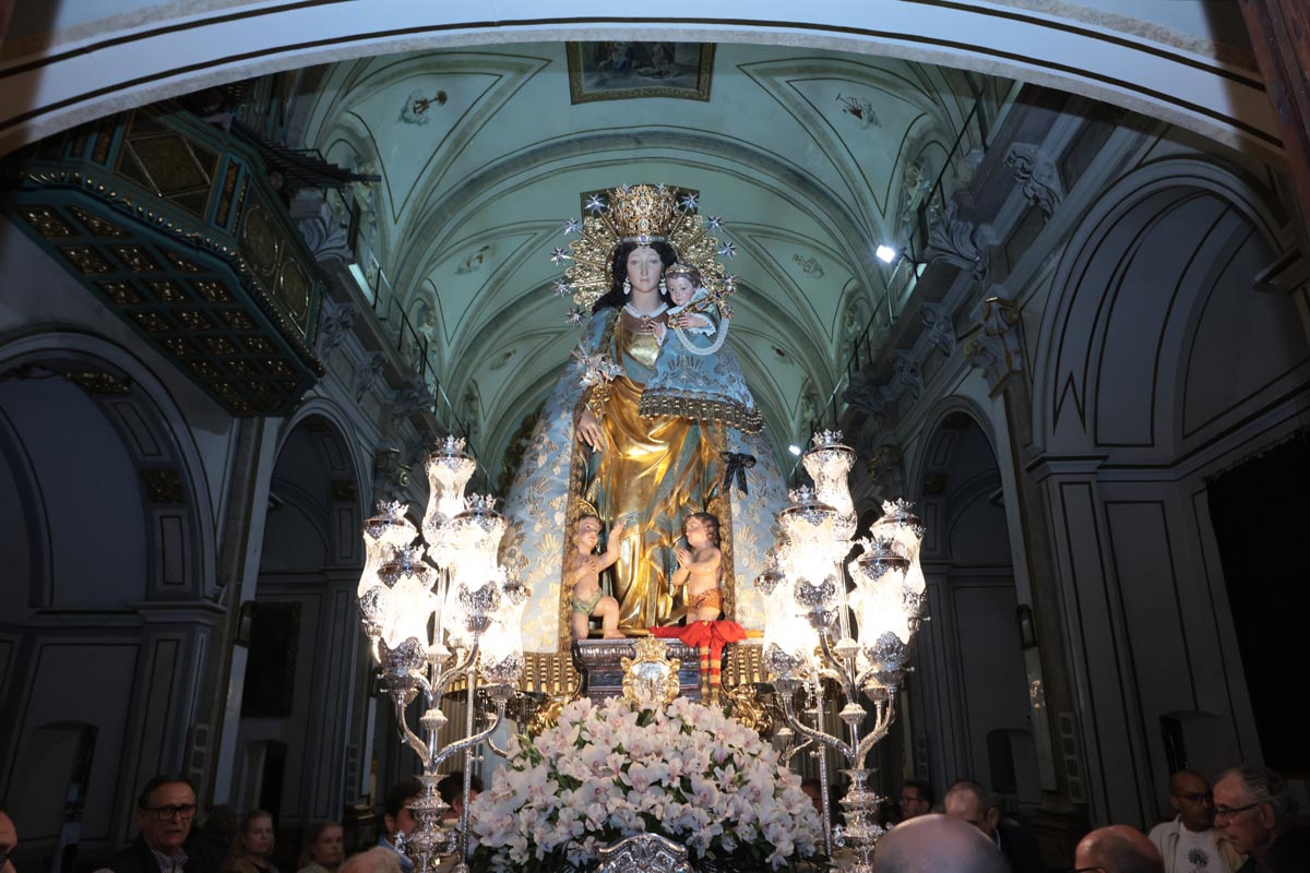 La Virgen de los Desamparados en Quart de Poblet