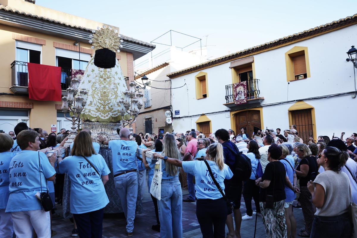 La Virgen de los Desamparados visita Albalat dels Tarongers