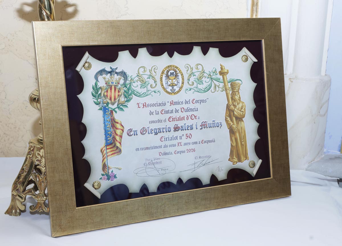 Entrega del Cirialot d'Or a Olegario Sales