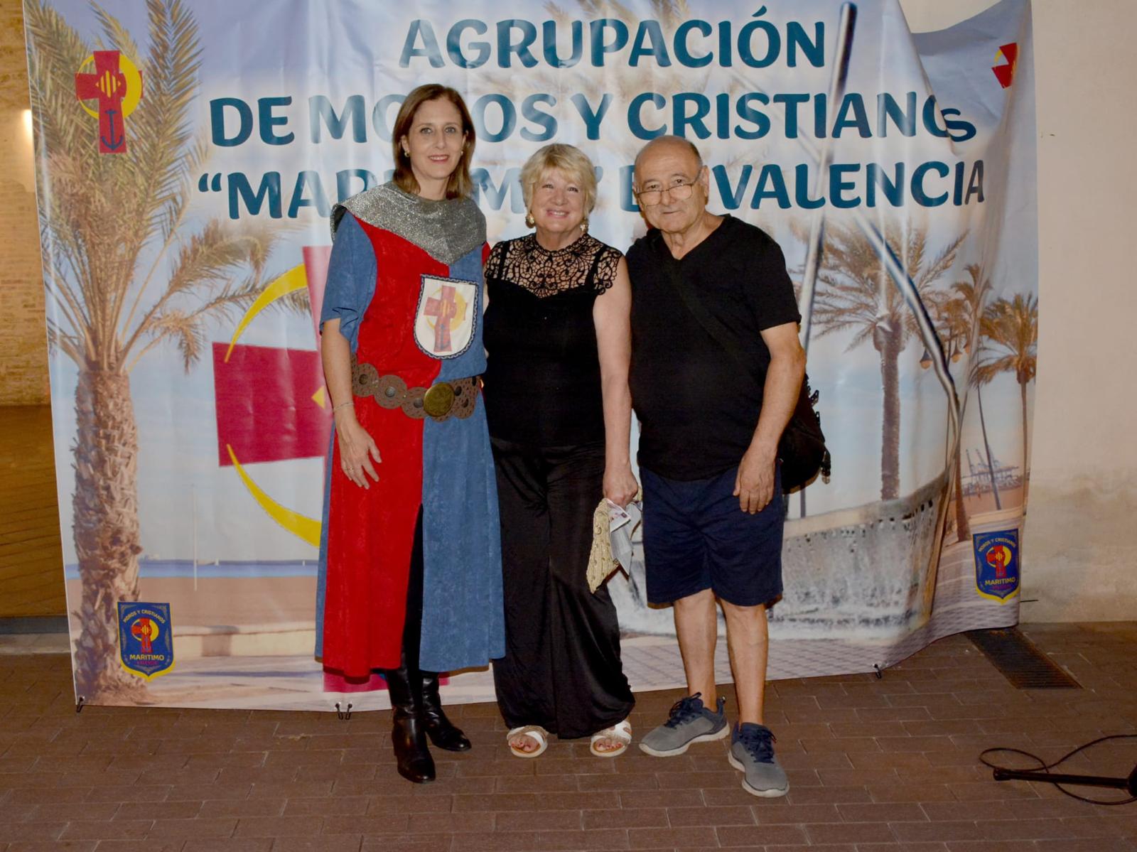Vino español de la Agrupación de Moros y Cristianos Marítimo Valencia