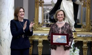 Proclamación de la Honorable Clavariesa de San Vicente Ferrer
