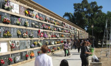 Cementerio del Cabanyal en Todos los Santos